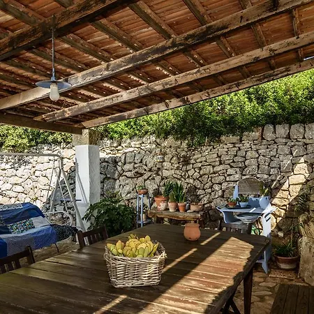 Cinque Stalle Bed & Breakfast Monopoli