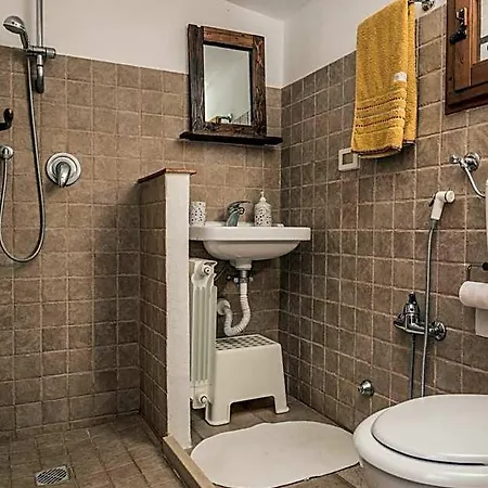 B&B Cinque Stalle 4*