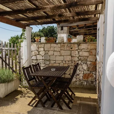 Cinque Stalle Bed & Breakfast Monopoli