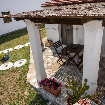 Cinque Stalle 4* Monopoli