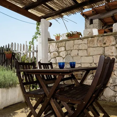 Cinque Stalle Bed & Breakfast