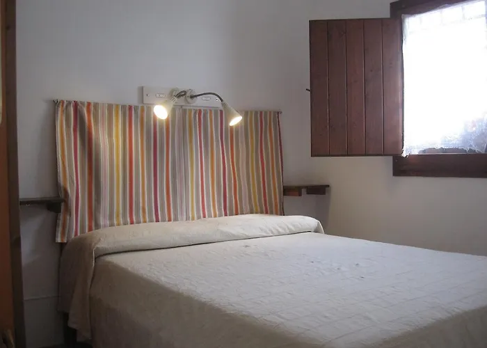 לינה וארוחת בוקר Cinque Stalle מונופולי